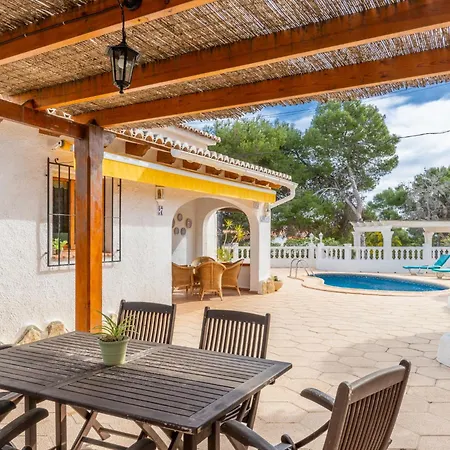 Carlota By Interhome Vila *