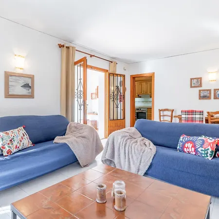 Carlota By Interhome Vila